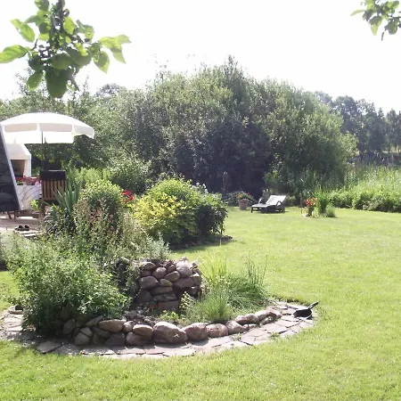 Ferienhaus Auf Grossem Wassergrundstuck Mit Kamin Holiday home Warnow (Nordwestmecklenburg)