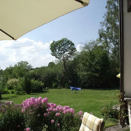 Ferienhaus Ferienhaus Auf Großem Wassergrundstück Mit Kamin *