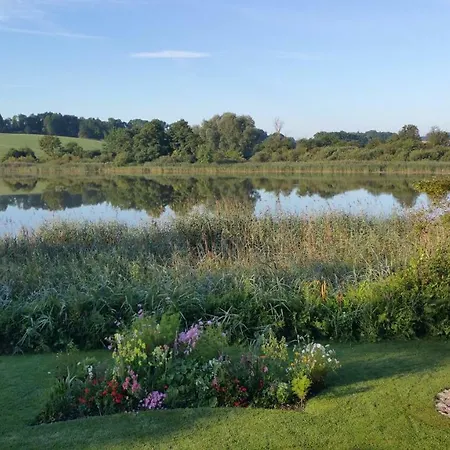 Ferienhaus Auf Großem Wassergrundstück Mit Kamin Warnow (Nordwestmecklenburg)